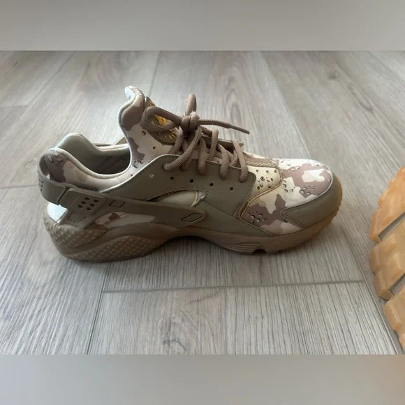 Nike Air Huarache Run Desert Ore  Men’s Camouflage Sneakers 👟 - Picture 12 of 14